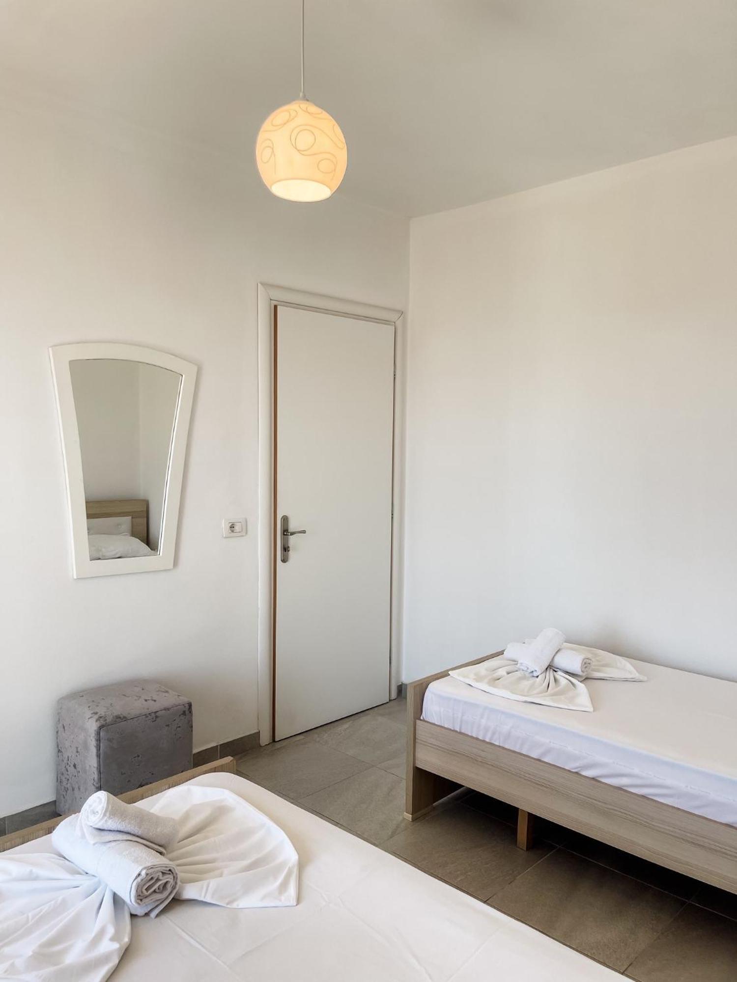 L.T. Noy'S Apartment ซารานเดอ ภายนอก รูปภาพ