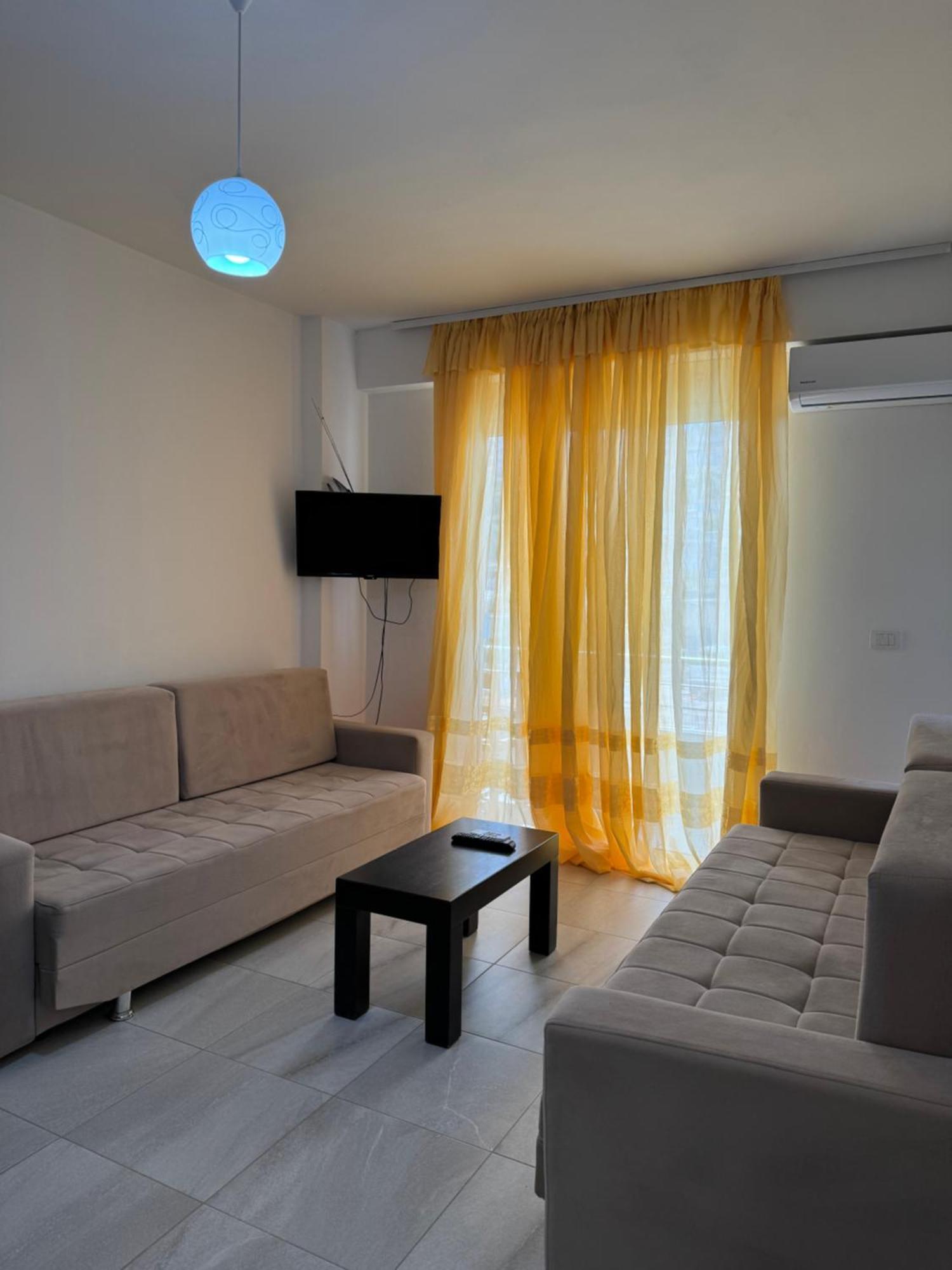 L.T. Noy'S Apartment ซารานเดอ ภายนอก รูปภาพ