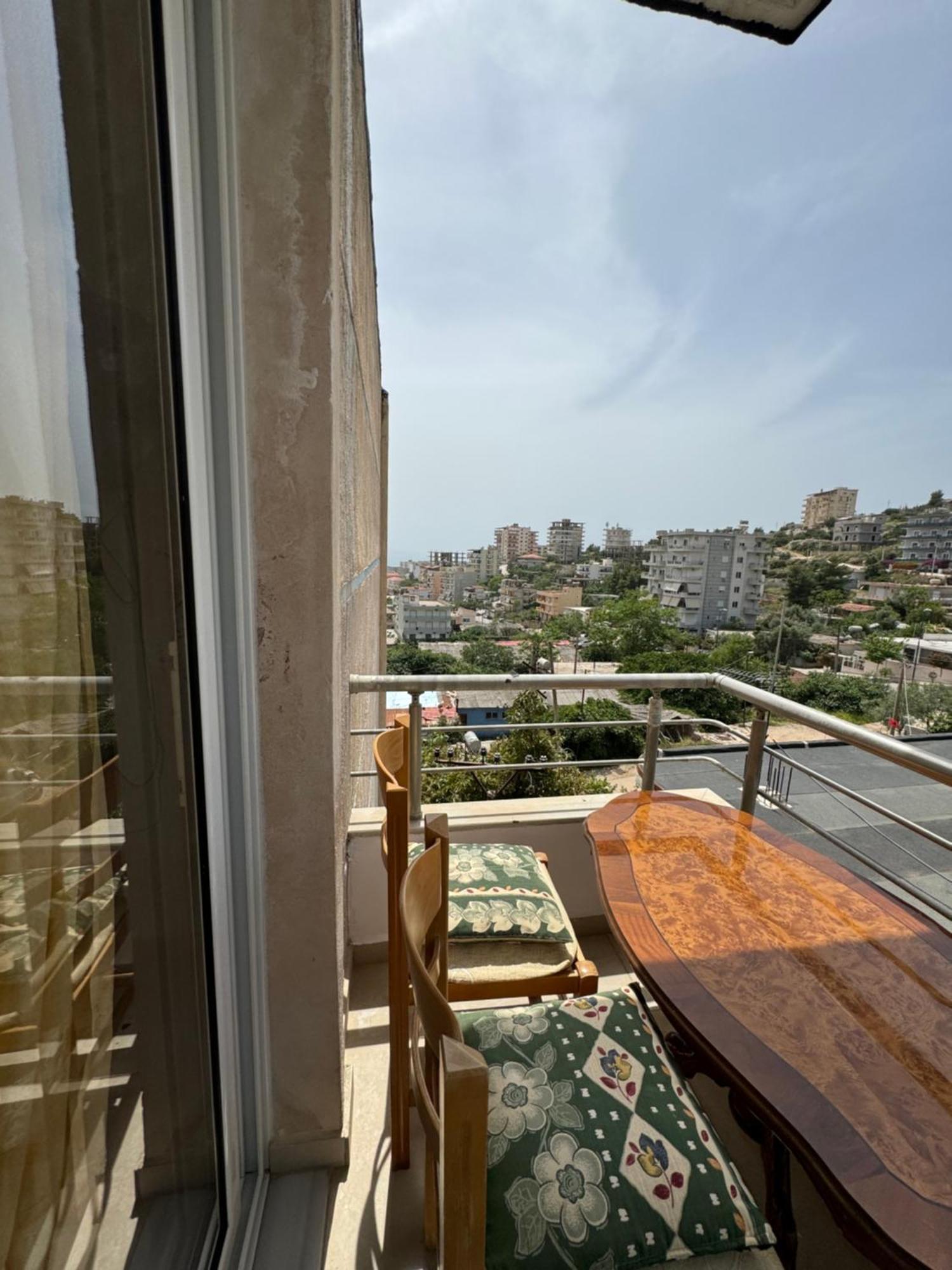 L.T. Noy'S Apartment ซารานเดอ ภายนอก รูปภาพ